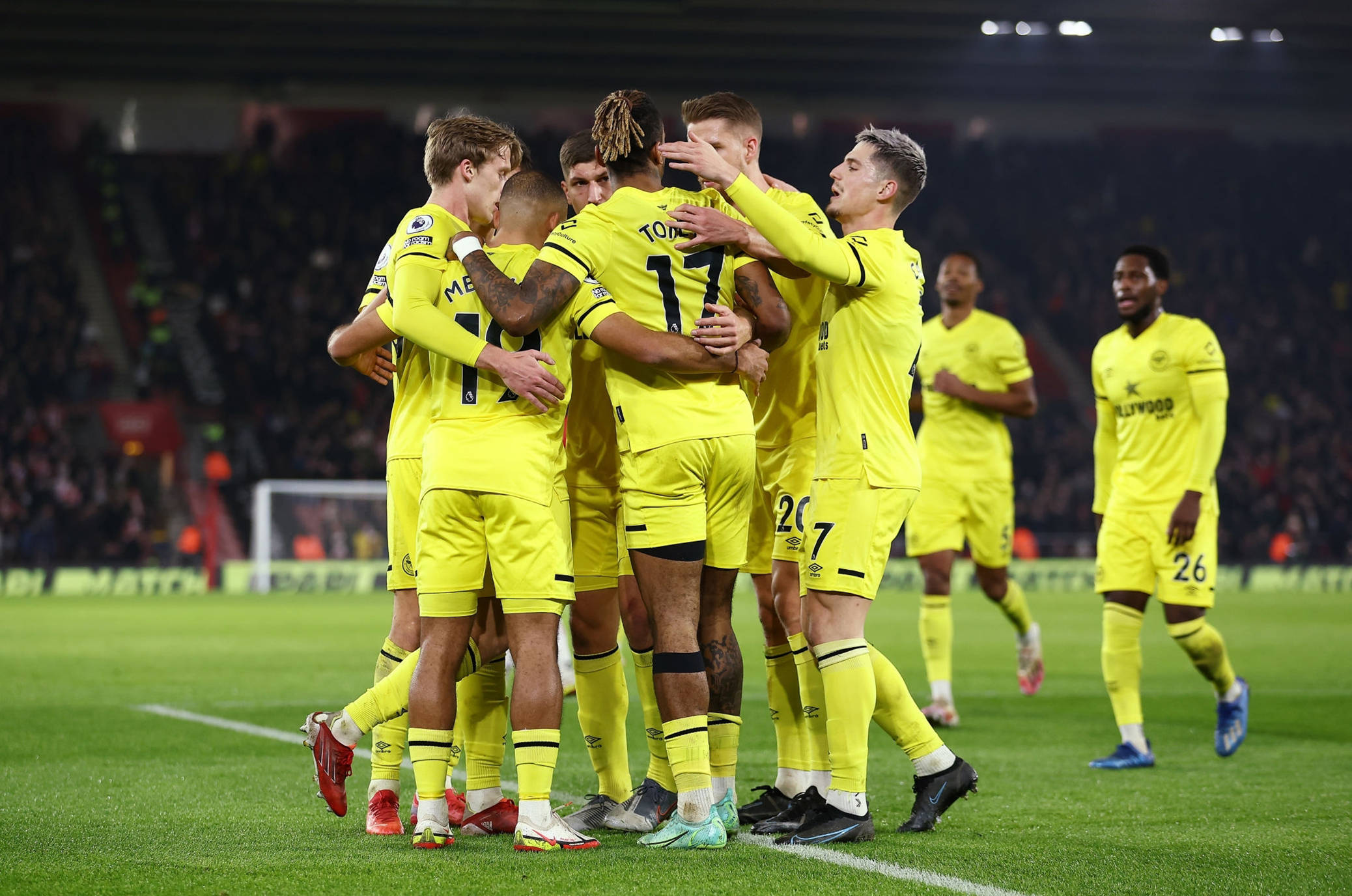 赛场上一场 赛场上一场