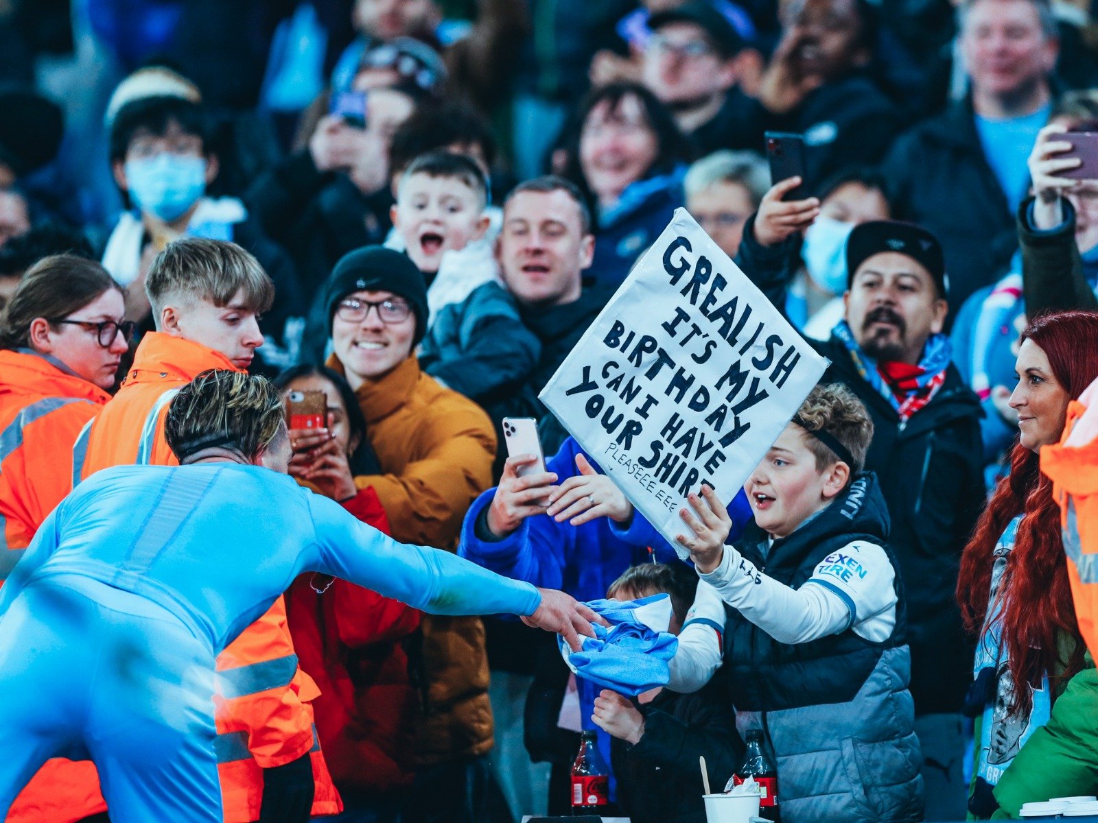 们坚定地表 们坚定地表